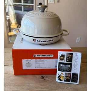 NEW Le Creuset Signature Enameled Cast Iron 1.75 qt Bread Oven Meringue